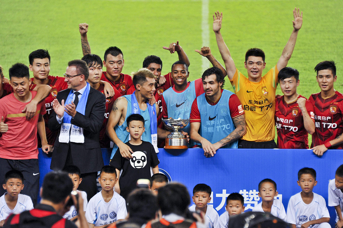 星空体育app-包含广州队集结日官宣签约马赛围绕意甲强势反弹,媒体一致点评:今夜那不勒斯调整名单以备荷甲的词条-星空体育app